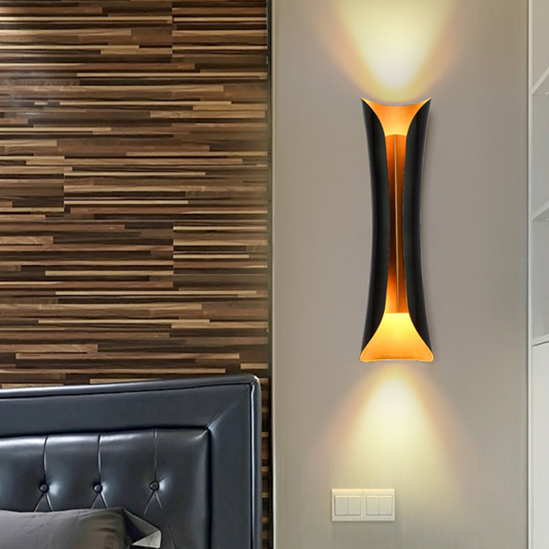 Curl Black Metal Wall Sconce