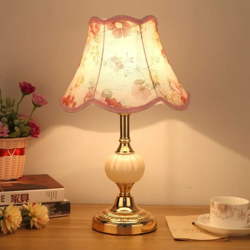 Quixy Floral Scandinavian Table Lamp
