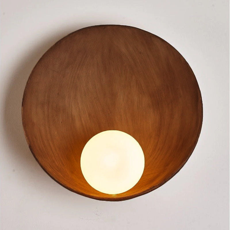Round Resin & Iron Wall Sconce
