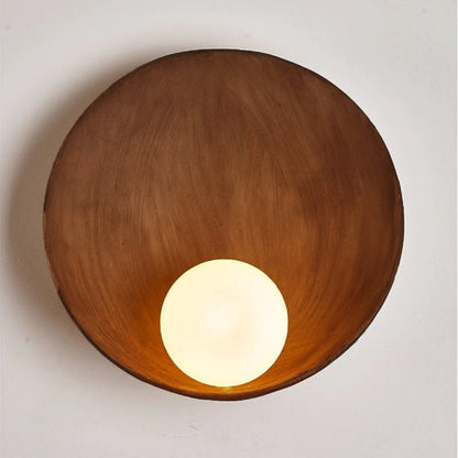Round Resin & Iron Wall Sconce