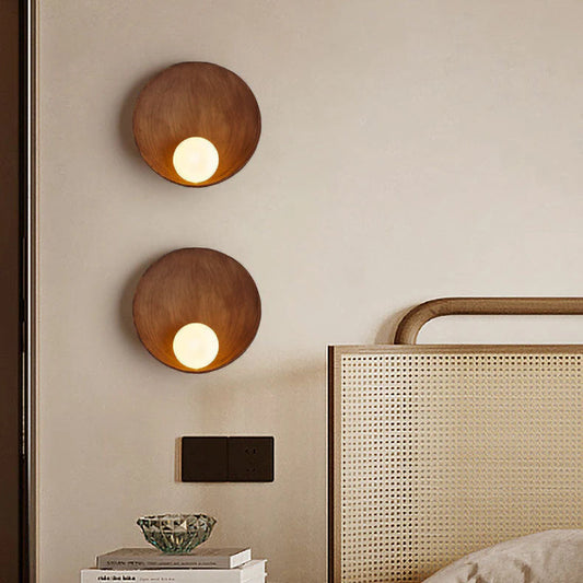 Round Resin & Iron Wall Sconce