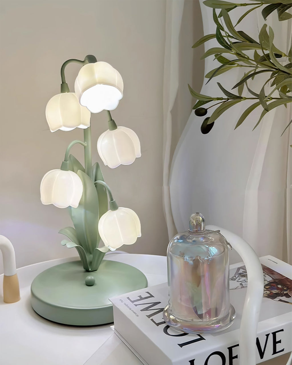 Bell Orchid Floral Table Lamp