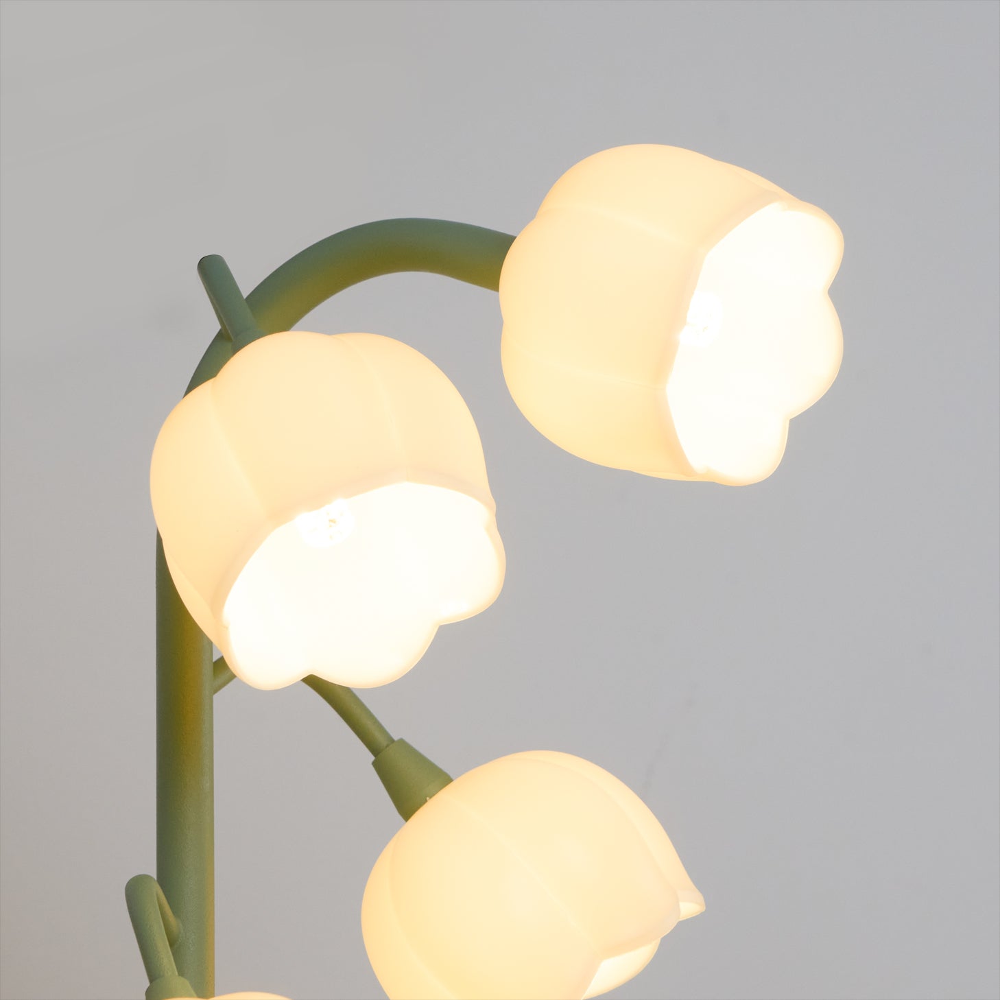 Bell Orchid Floral Table Lamp