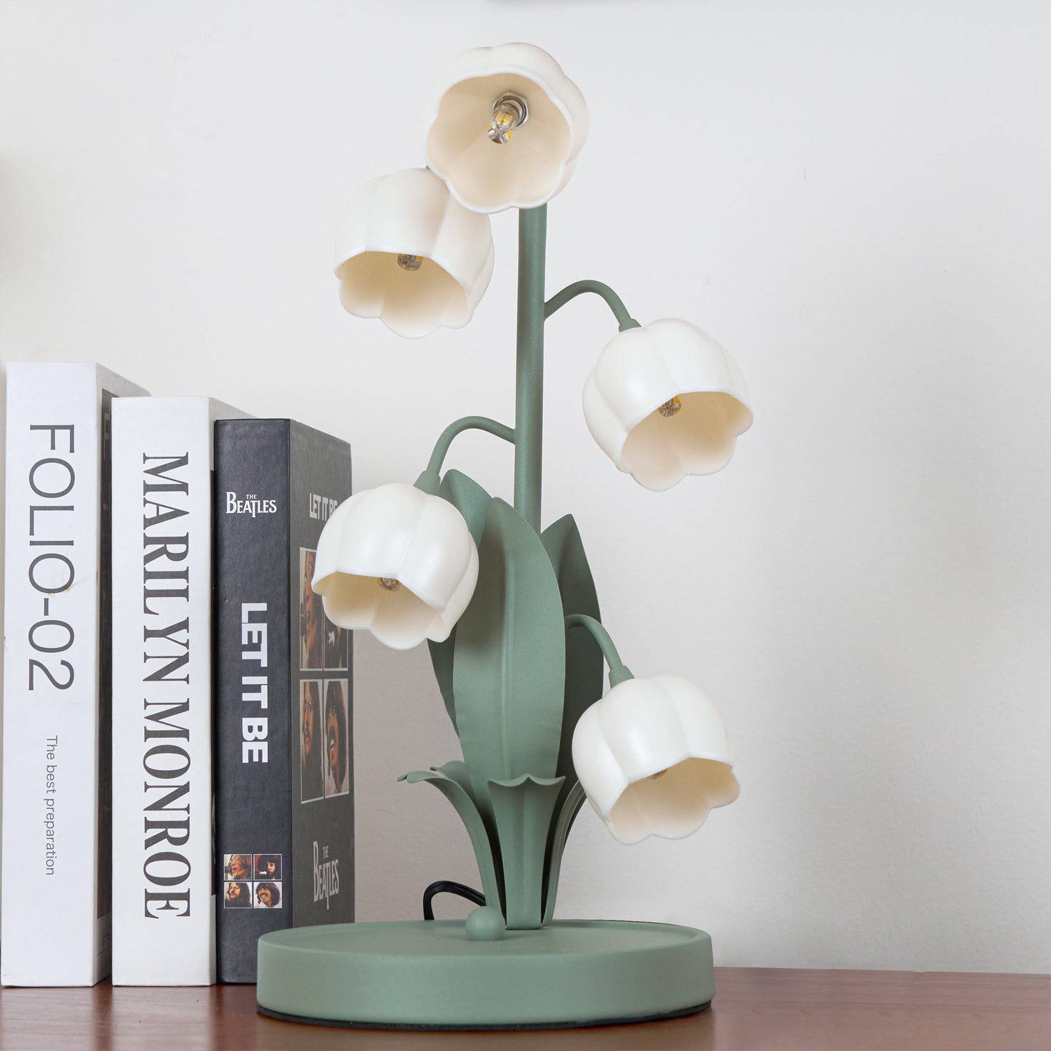 Bell Orchid Floral Table Lamp