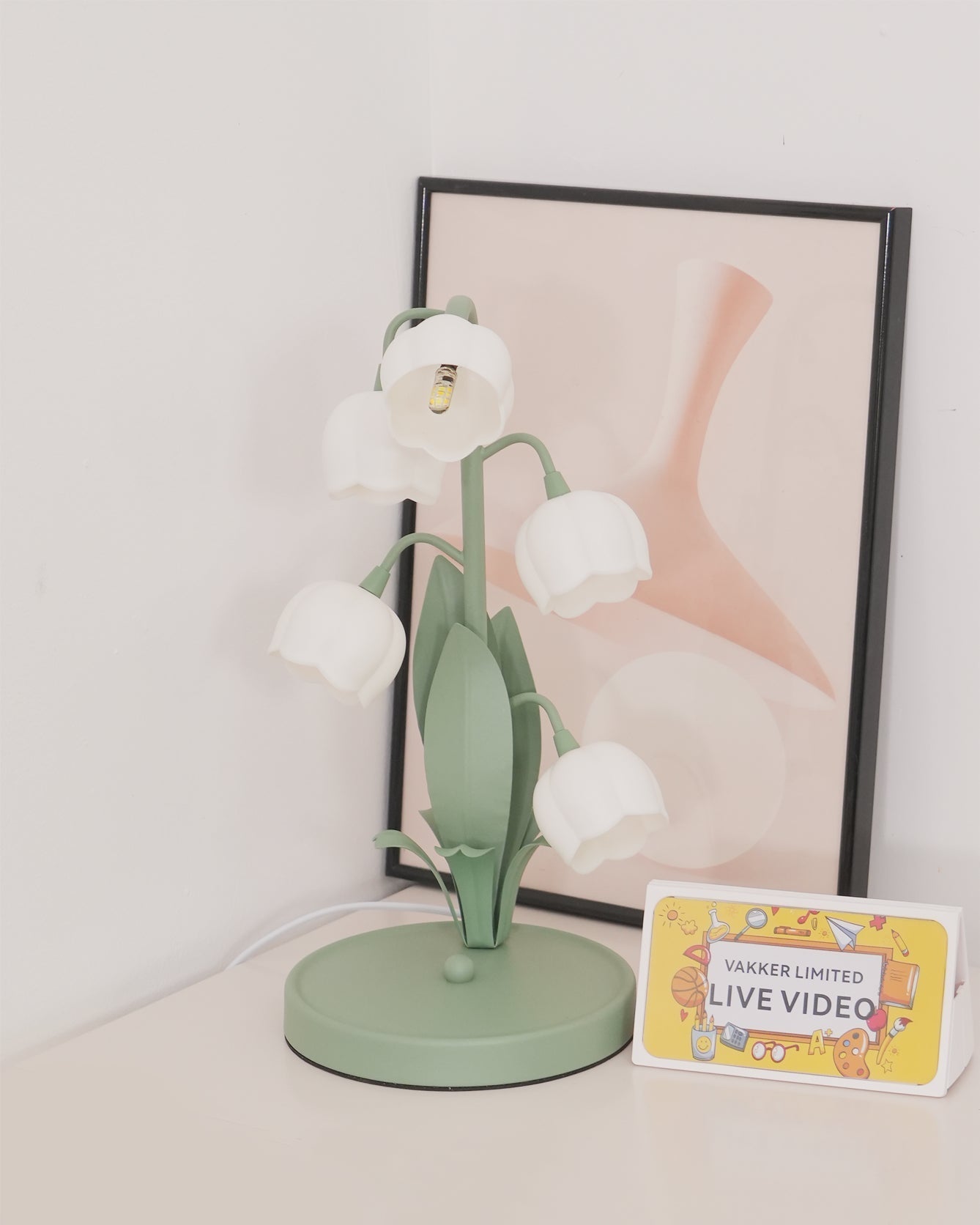 Bell Orchid Floral Table Lamp
