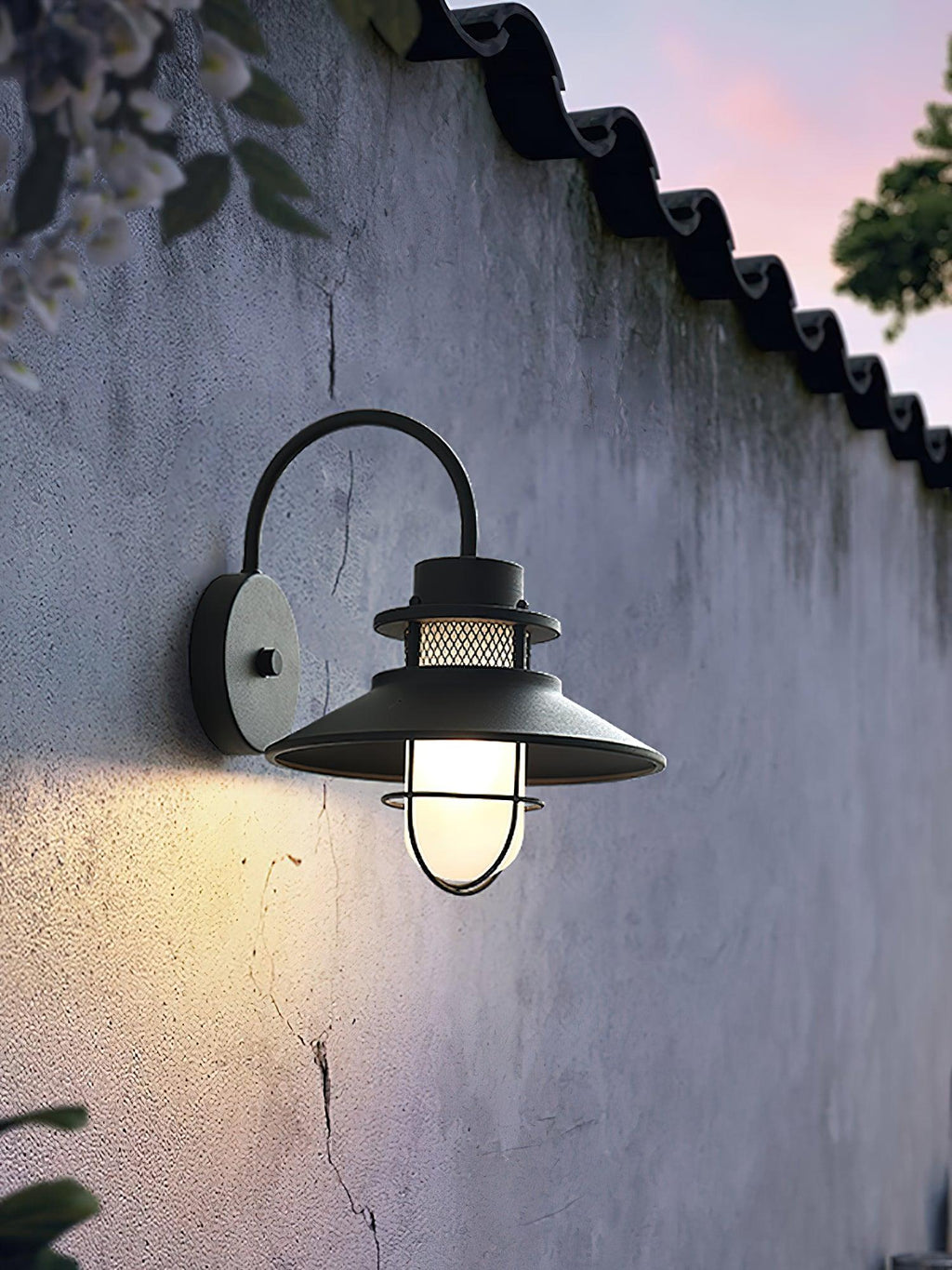 Felix Industrial Outdoor Wall Lamp