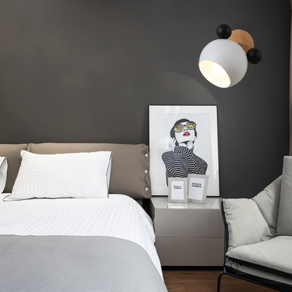 FlashMouse Playful Wall Lamp