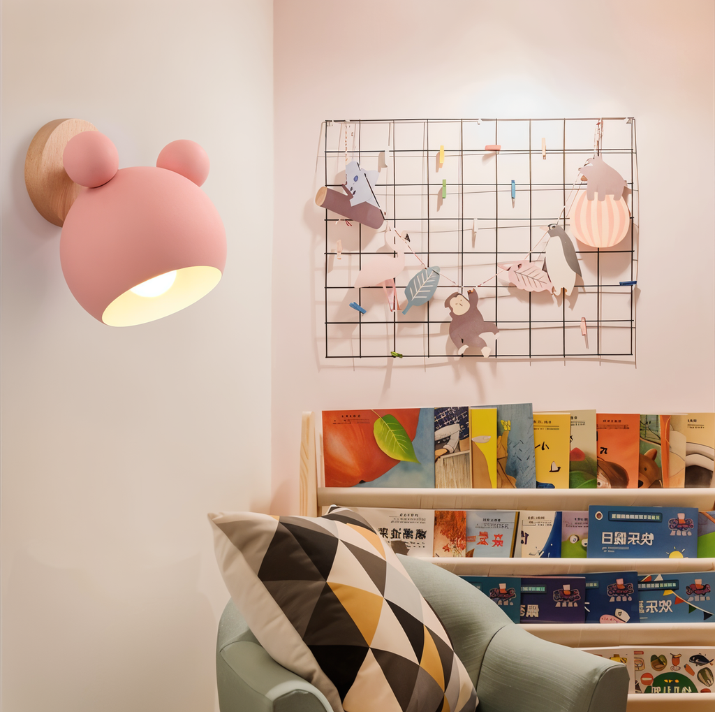 FlashMouse Playful Wall Lamp