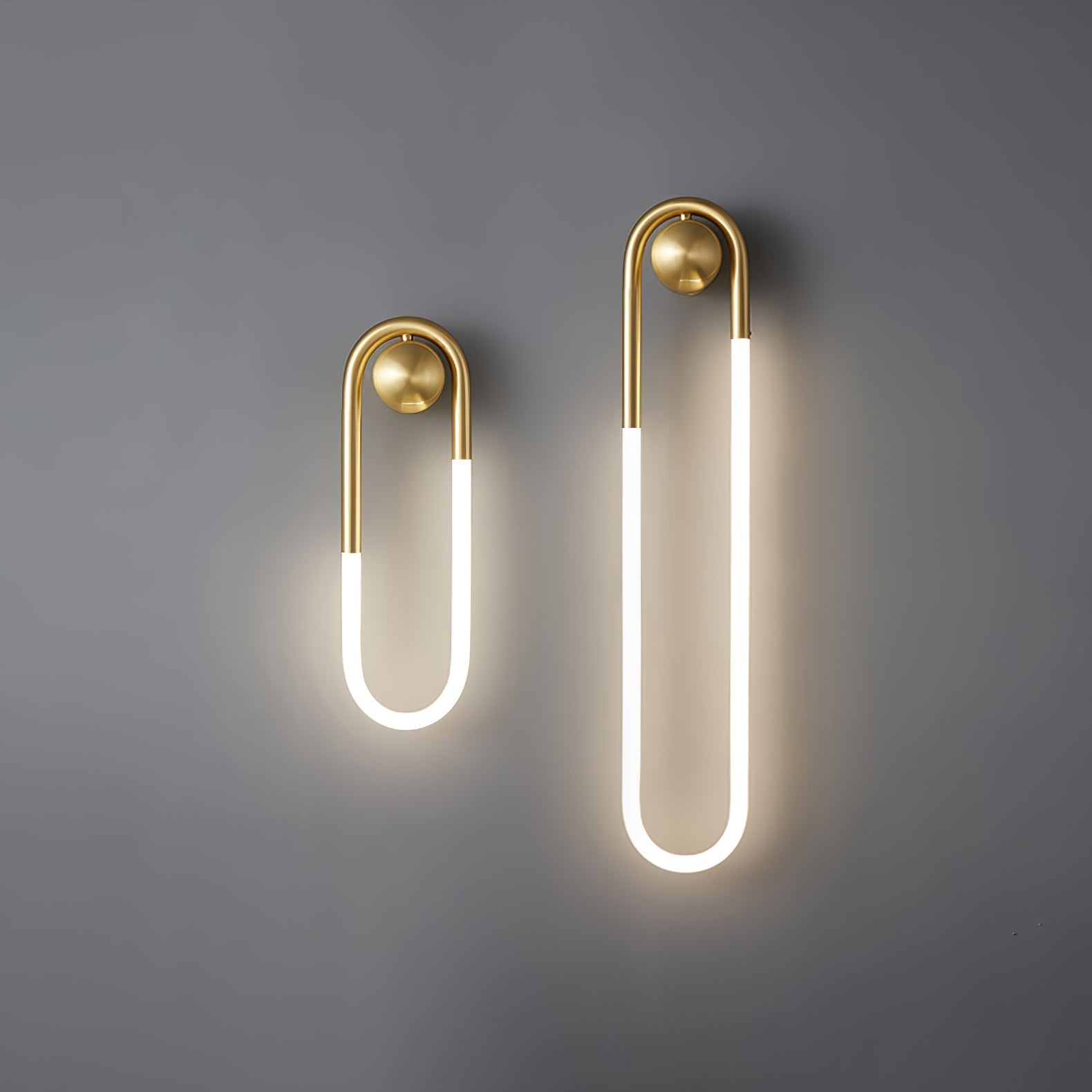 Brass & Black Minimalist Wall Lamp