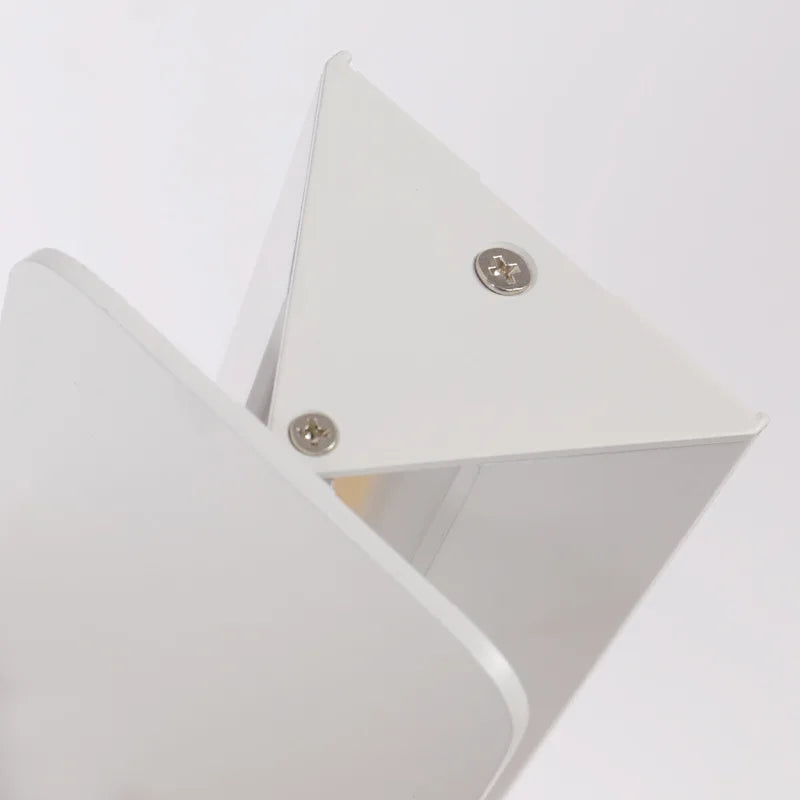 Aluminium Swing Arm Wall Lamp
