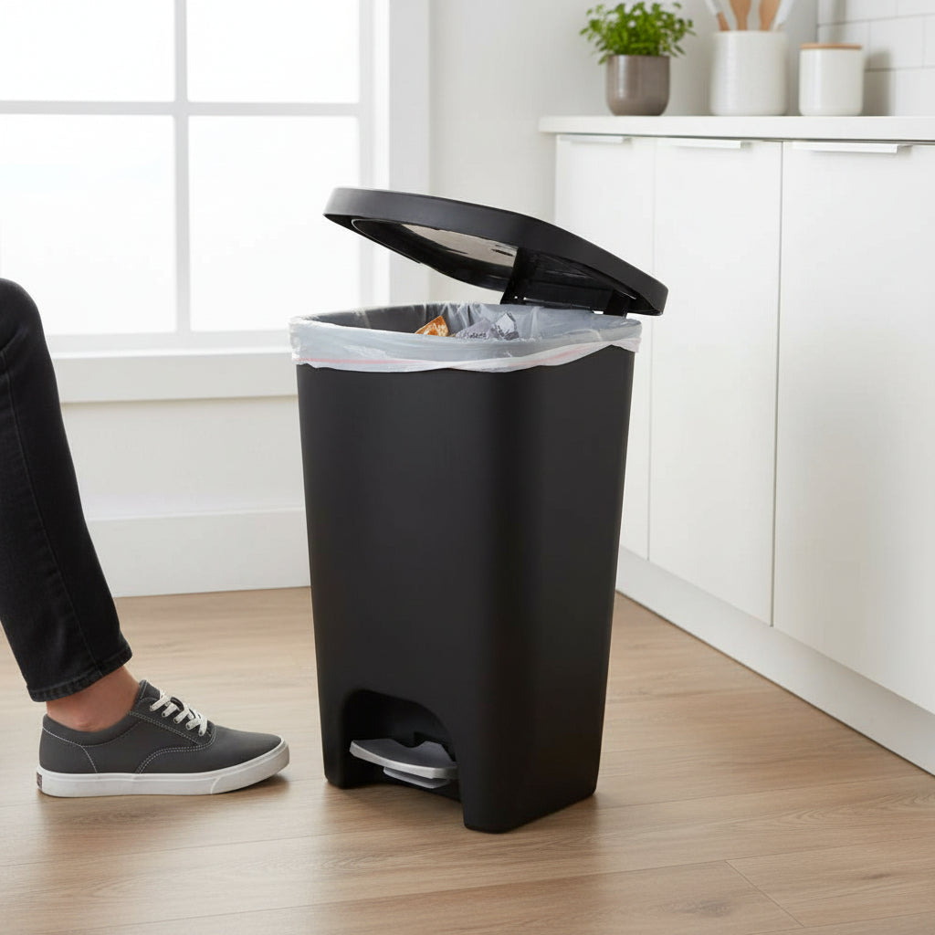 13 Gallon Step Pedal Kitchen Bin