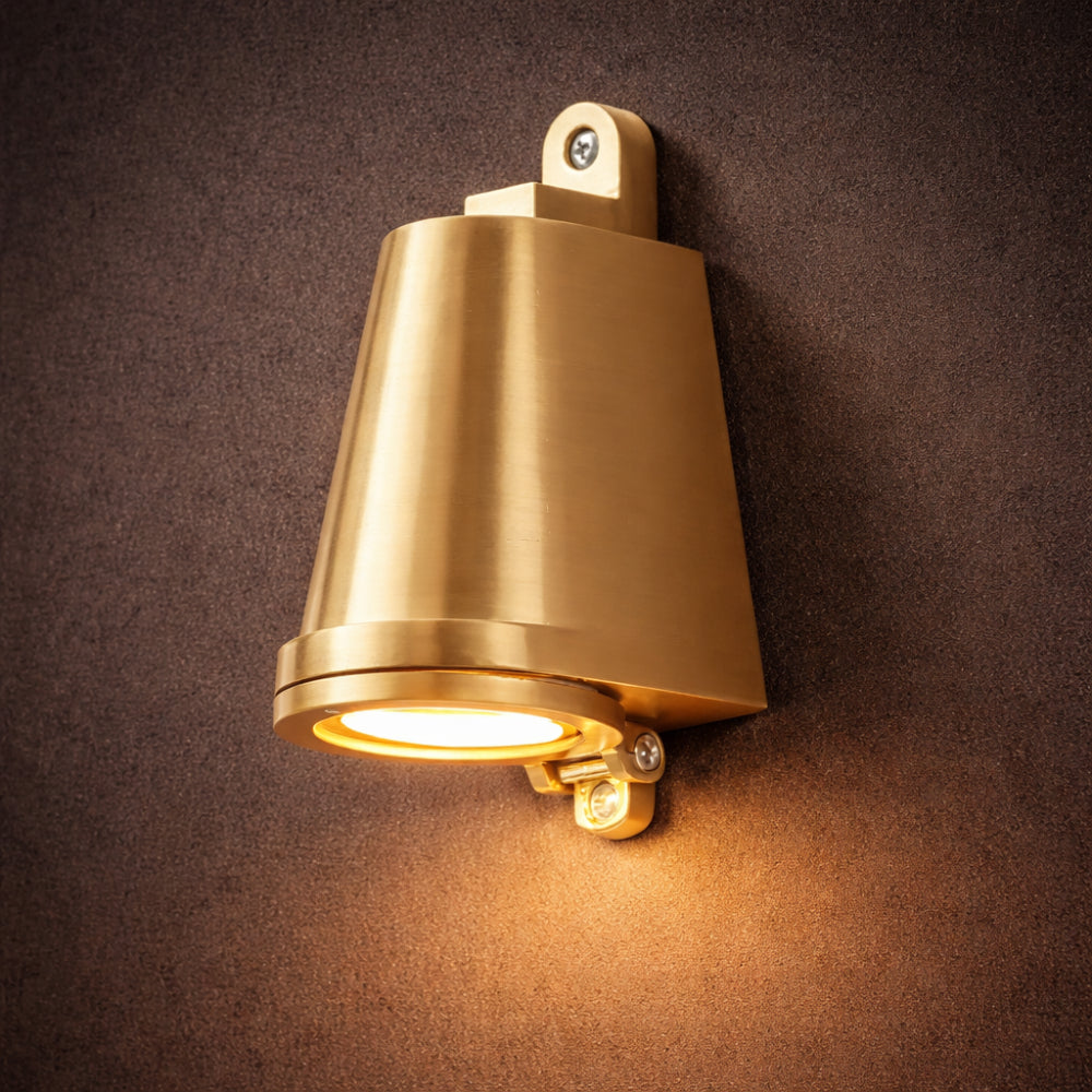 Modern Metal Outdoor Wall Lamp