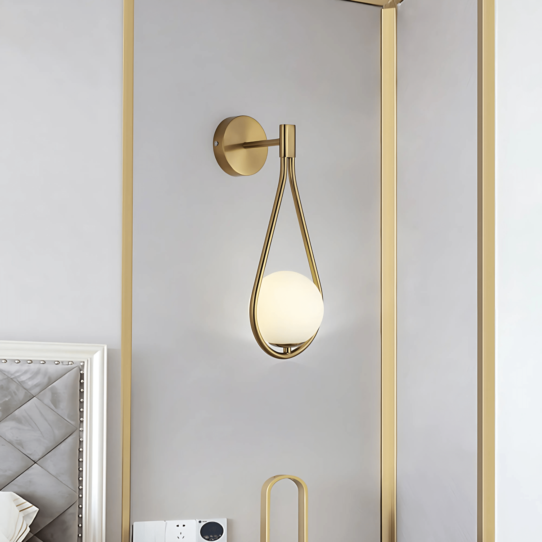 Droplet Modern Teardrop Wall Lamp