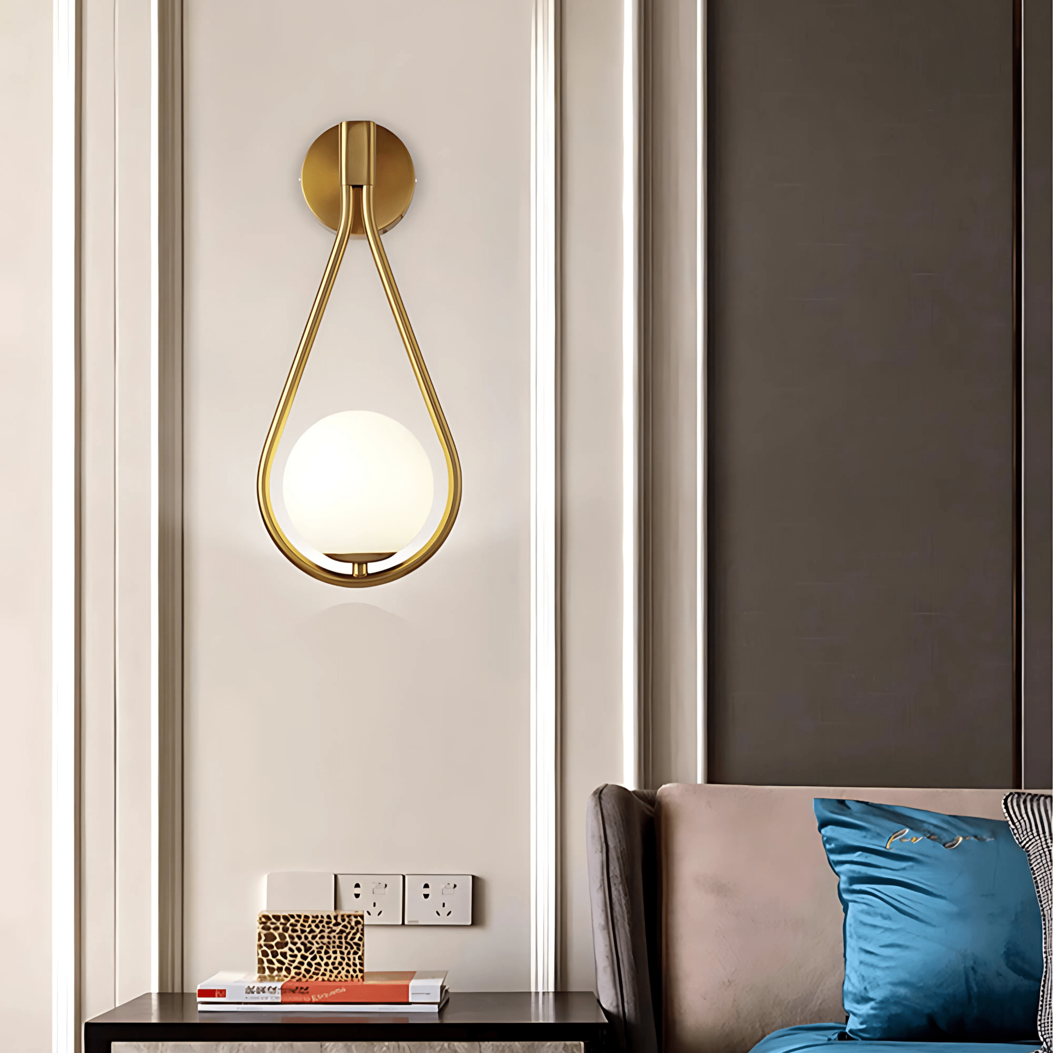Droplet Modern Teardrop Wall Lamp