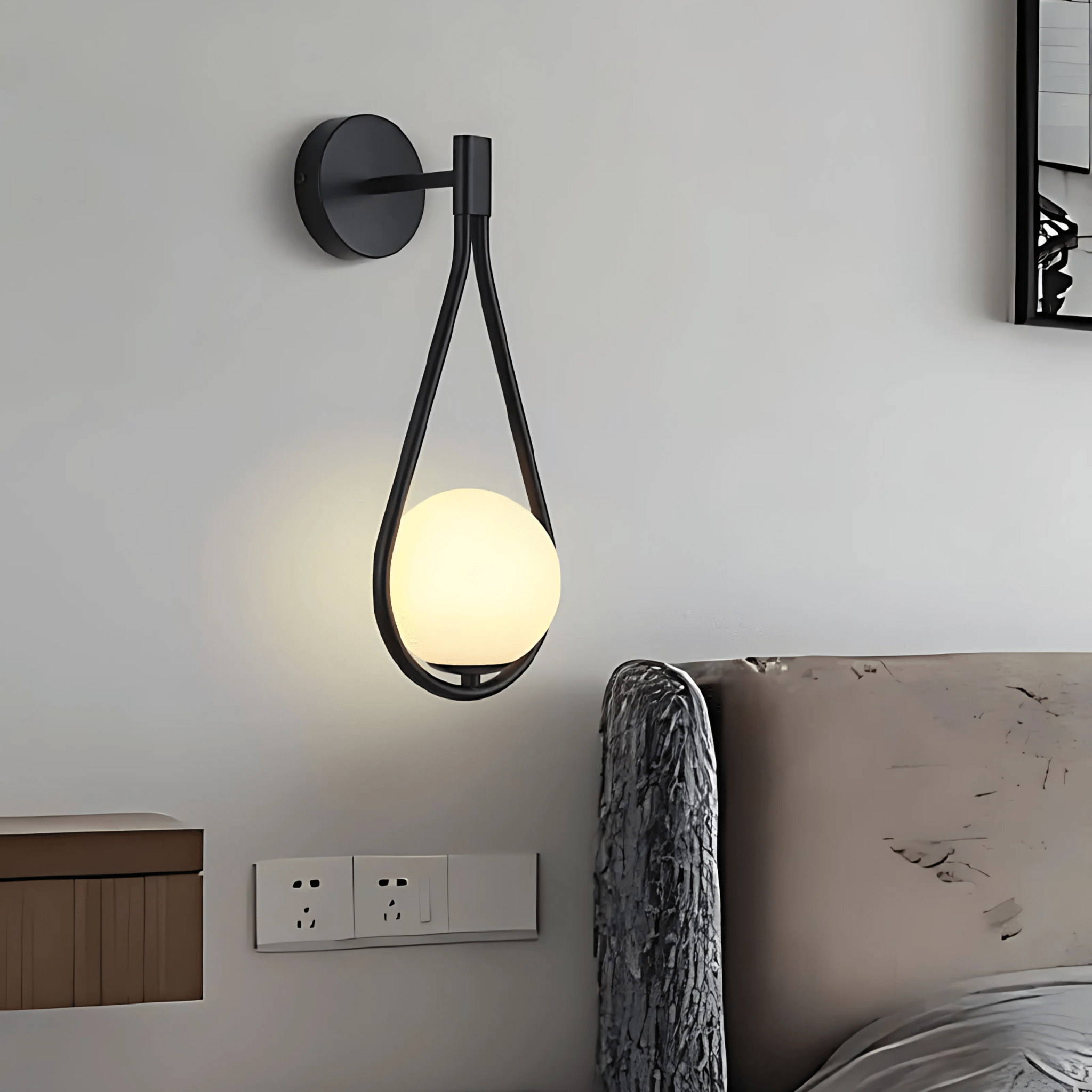 Droplet Modern Teardrop Wall Lamp