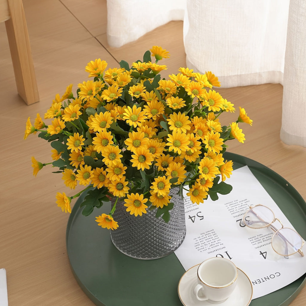 Daisy Table Centerpiece Arrangement