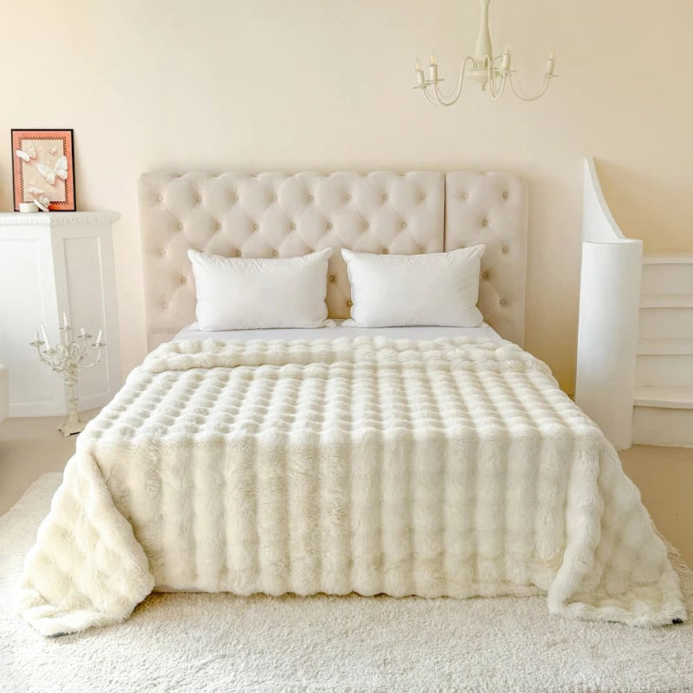 Arctic Faux Fur Throw