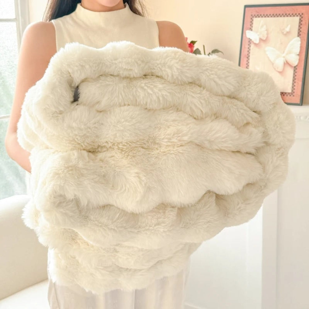 Arctic Faux Fur Throw