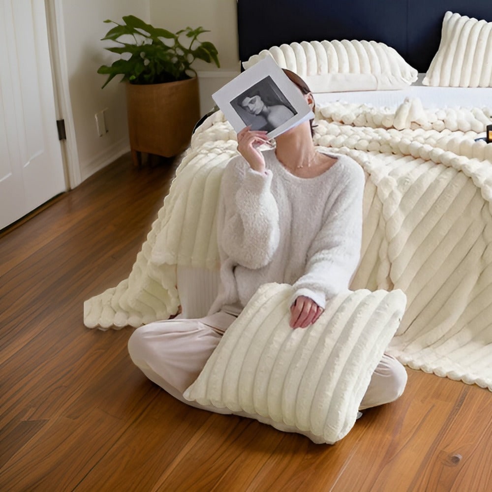 Drift Fleece Throw Blanket