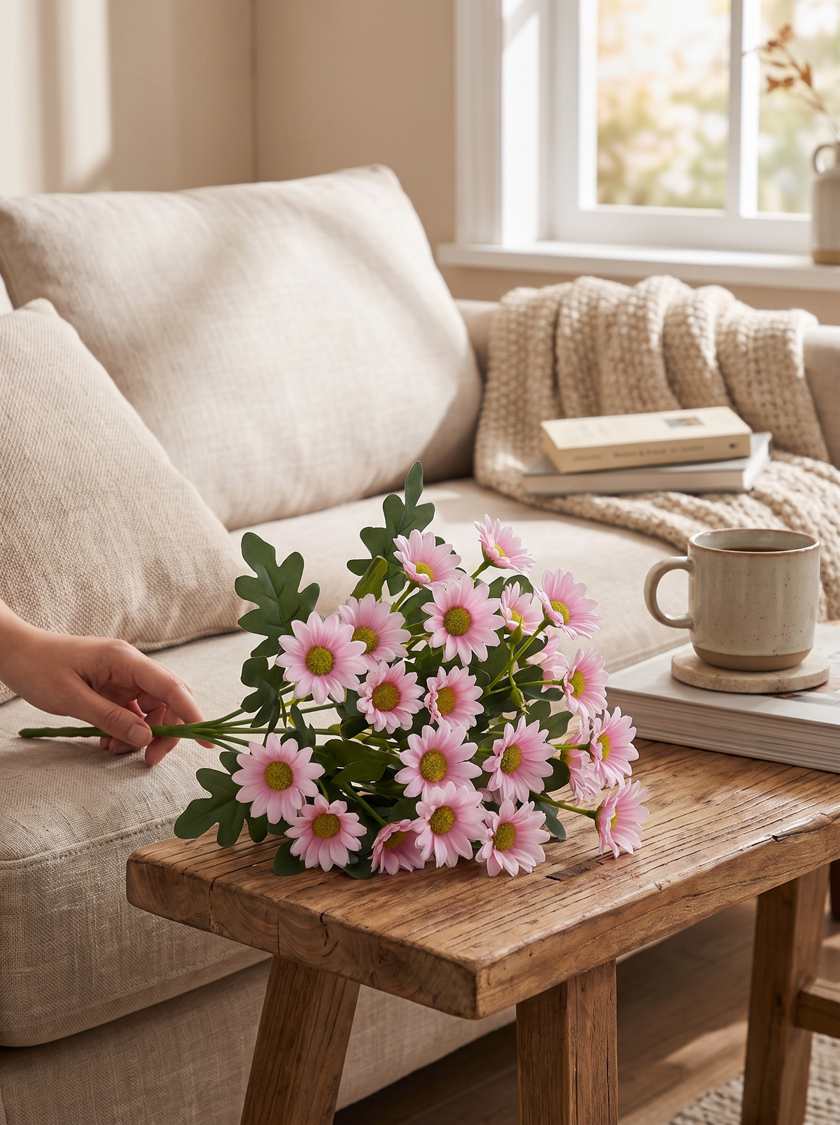 Daisy table centerpiece arrangement 3