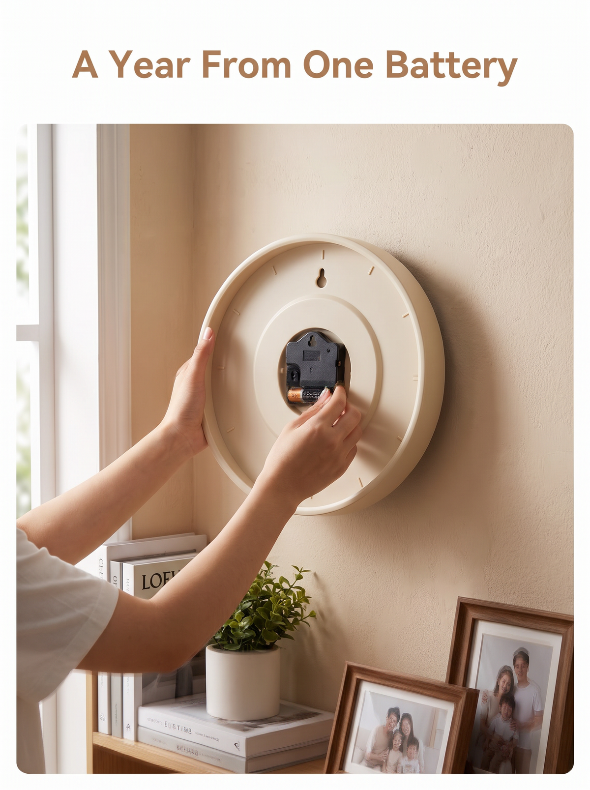 Changing the battery in a wall clock