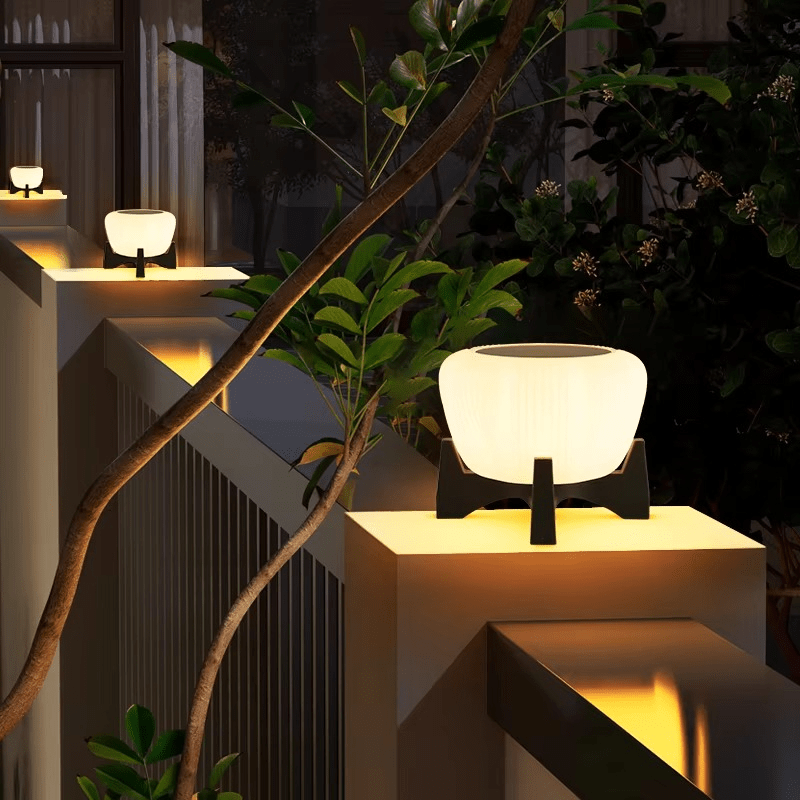 Solar LED Outdoor Pathway Lamp