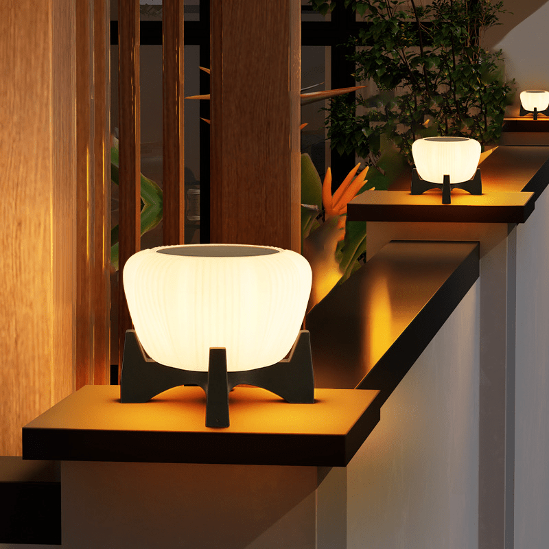 Solar LED Outdoor Pathway Lamp