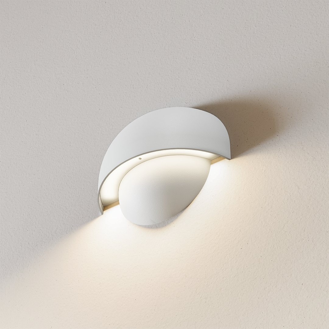 LED Wall Light Battery Powered Warm White Illumination - Image 4