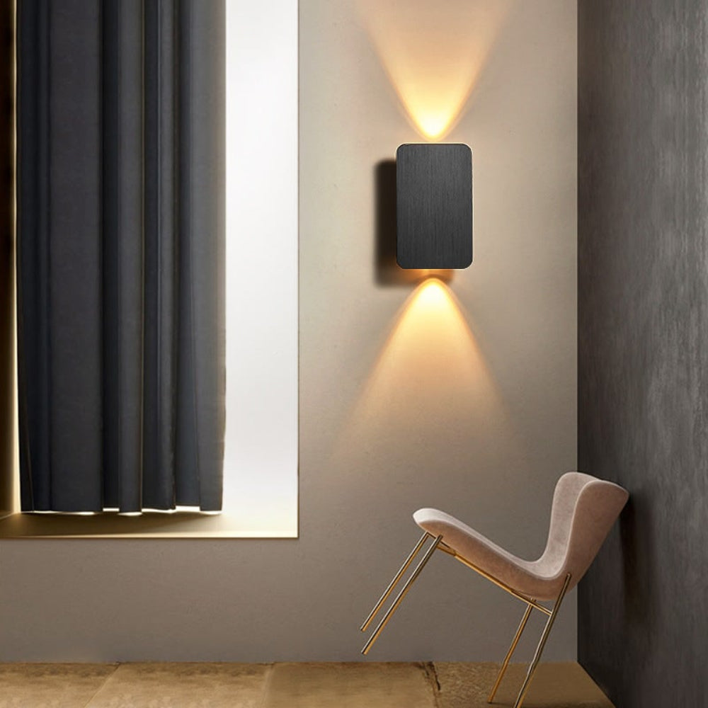 Quadra Square Wall Lamp
