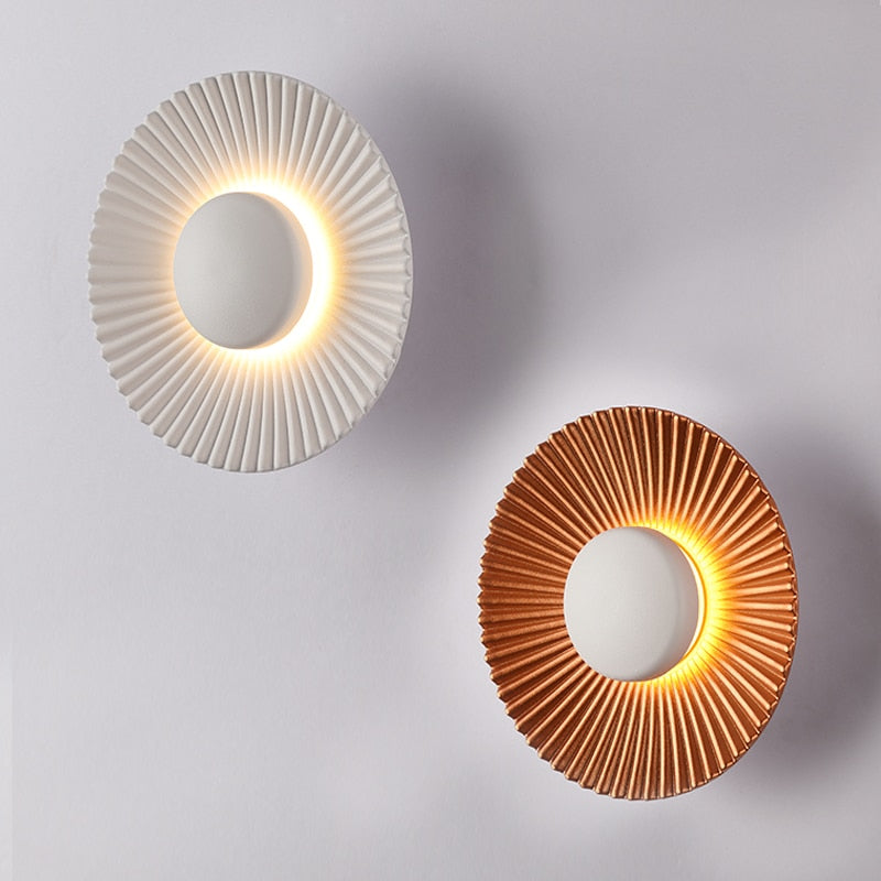 Hasna SunRay Metallic Wall Lamp