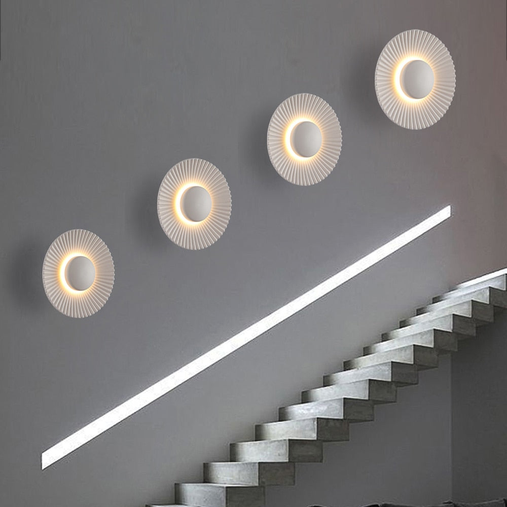 Hasna SunRay Metallic Wall Lamp