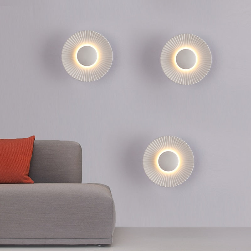 Hasna SunRay Metallic Wall Lamp