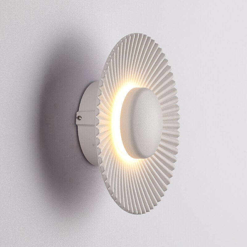 Hasna SunRay Metallic Wall Lamp