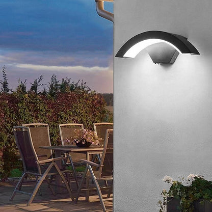 Modern IP65 LED Outdoor Wall Light